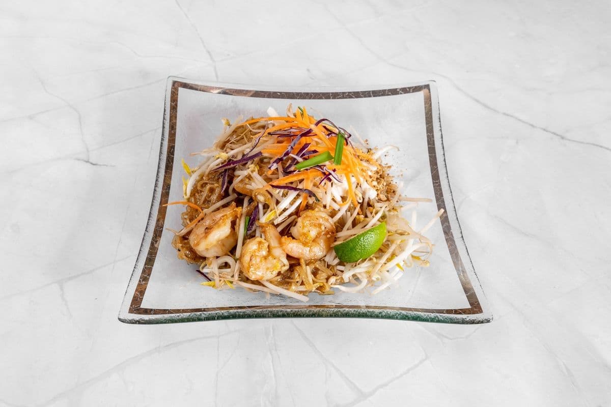 G10. Pad Thai