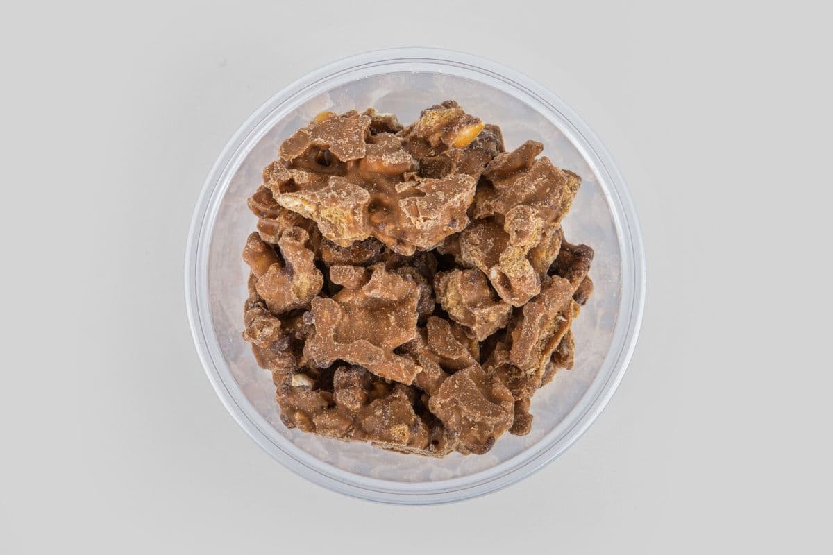 OMG! Chocolatey Peanut Butter Pretzel Clusters (170g-185g)