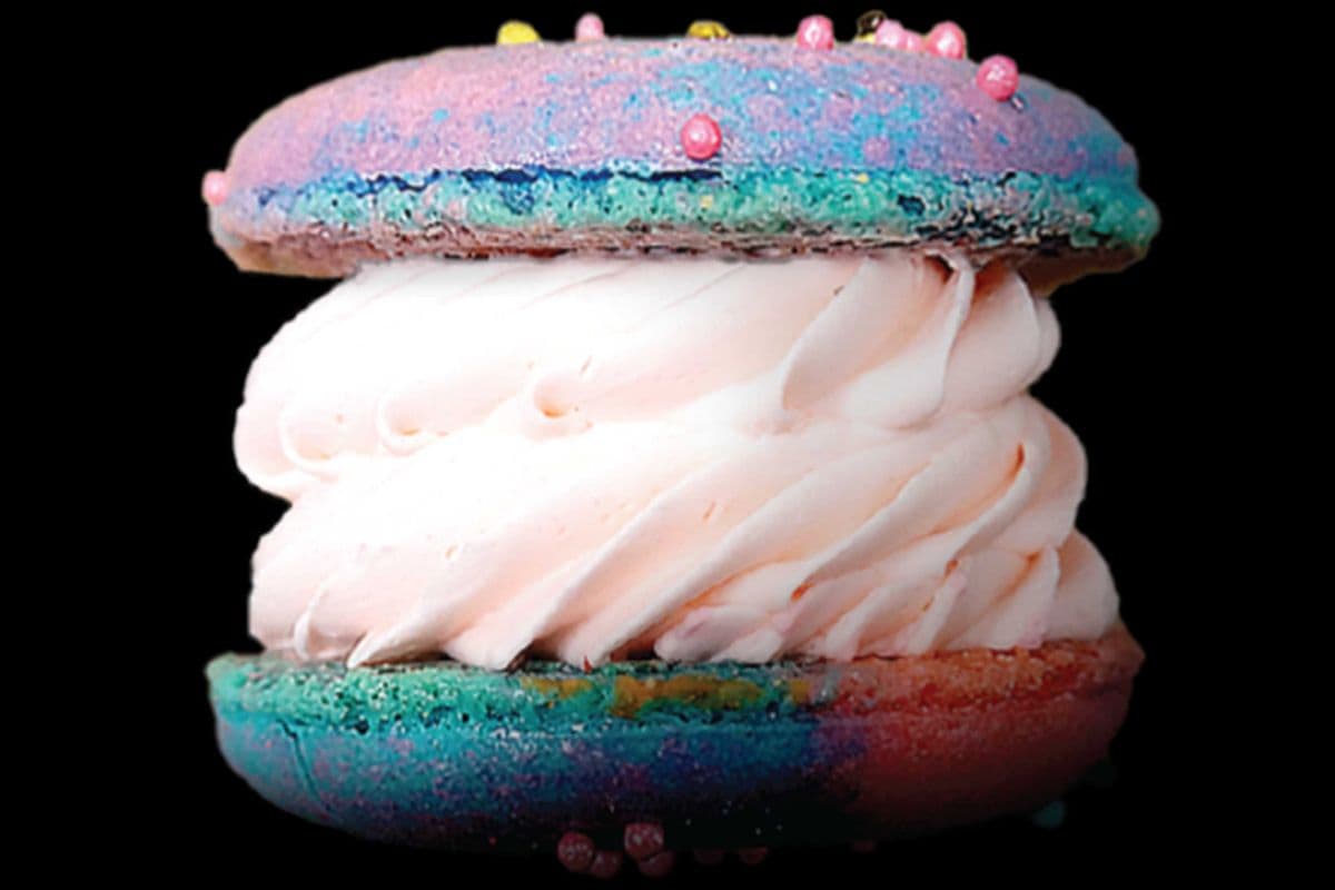 Cotton Candy Macaron