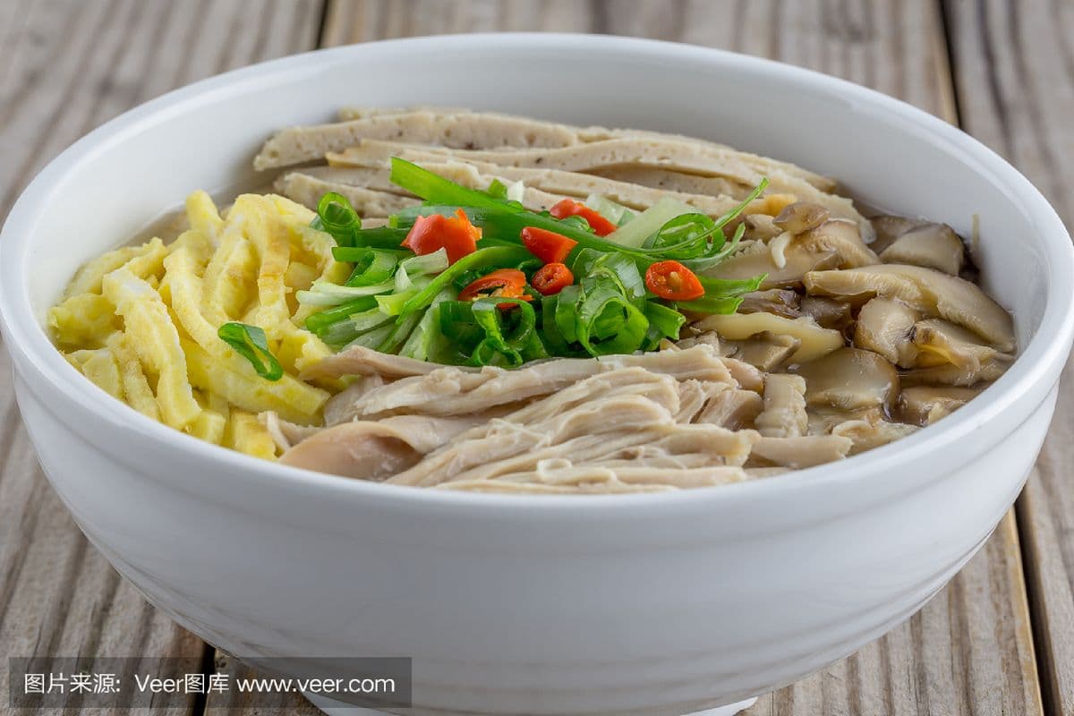 Chicken Noodle Soup(鸡汤面)