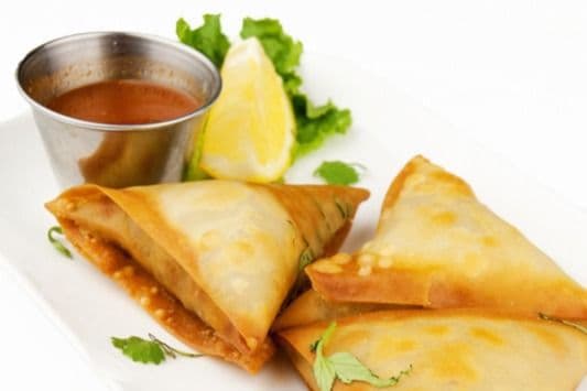 Vegetable Samosa (2 pcs)