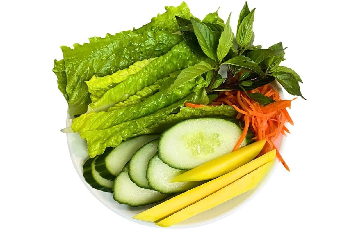 E69. Assorted Salad Plate