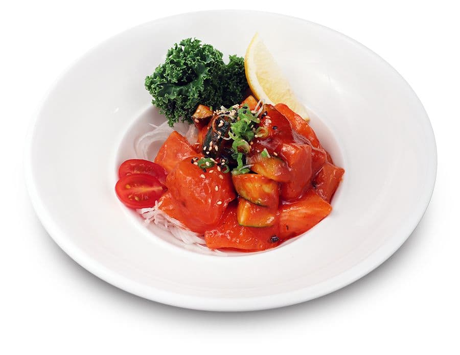 Spicy Salmon Sashimi (6 pcs)