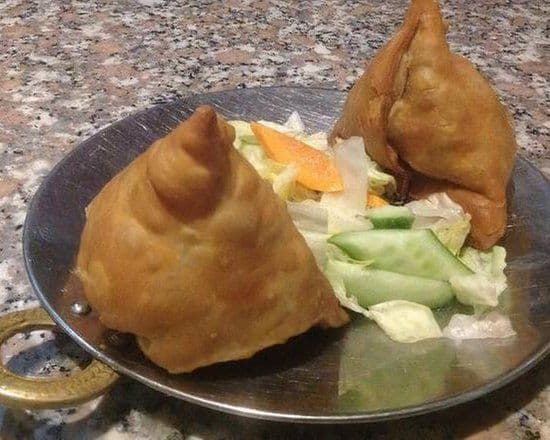 VEGETABLE SAMOSA