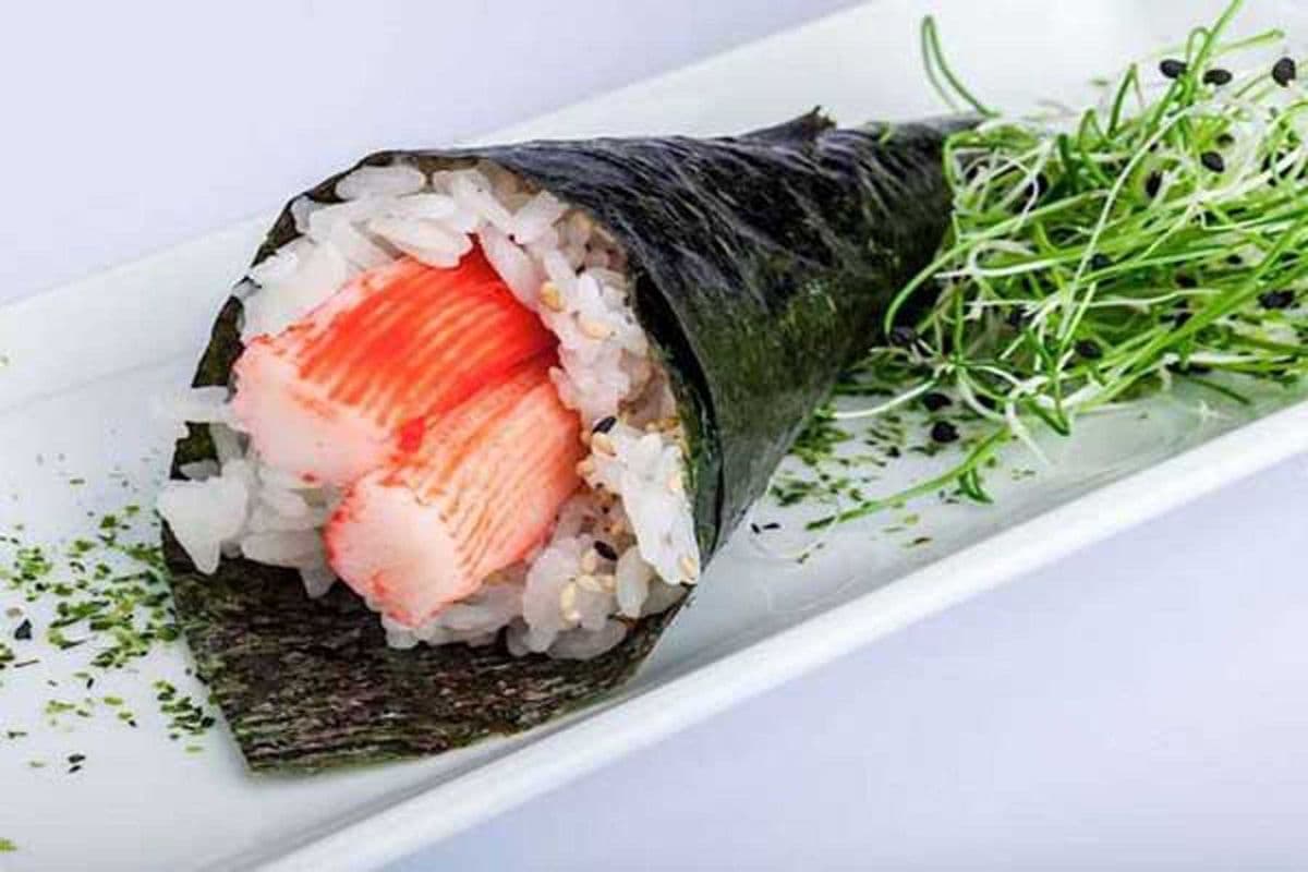 Spicy Kanikama Temaki