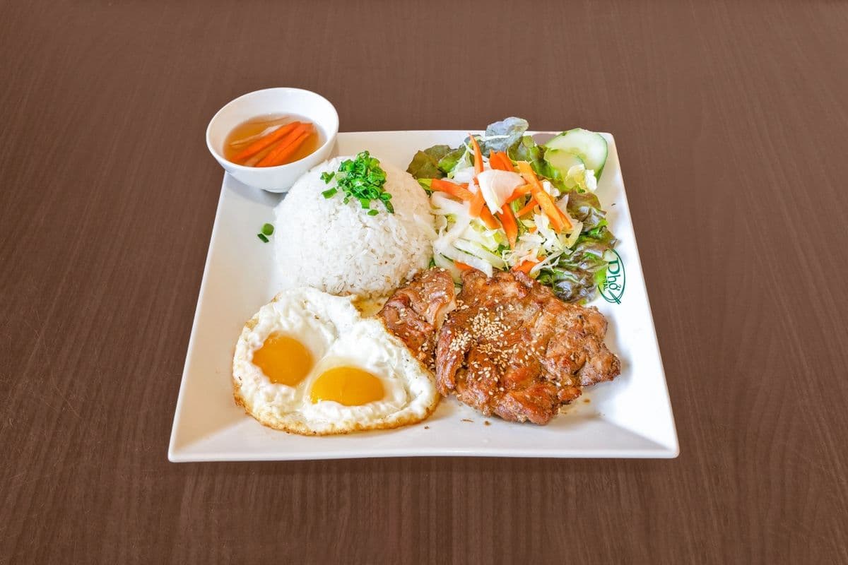 44 Two Sunny Side-Up With Grilled Chicken, Pork Chop, Pork Slices, Lemon Grass