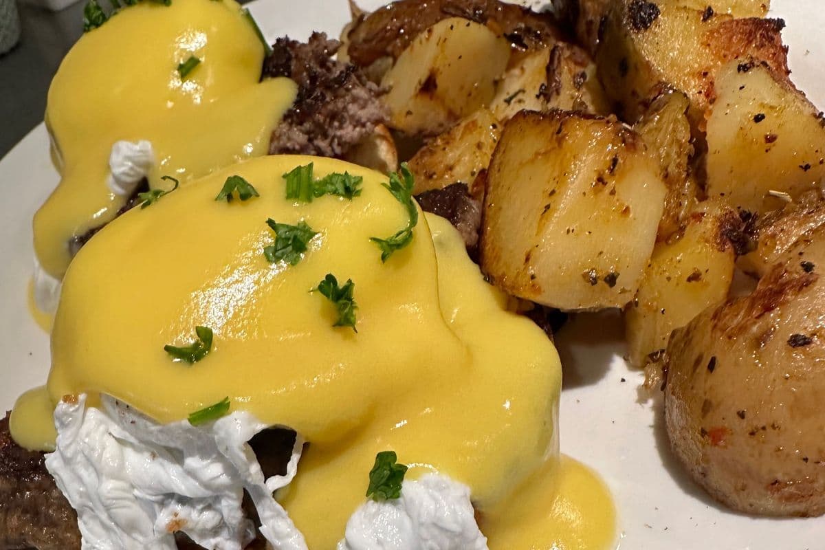 Eggs Benedict