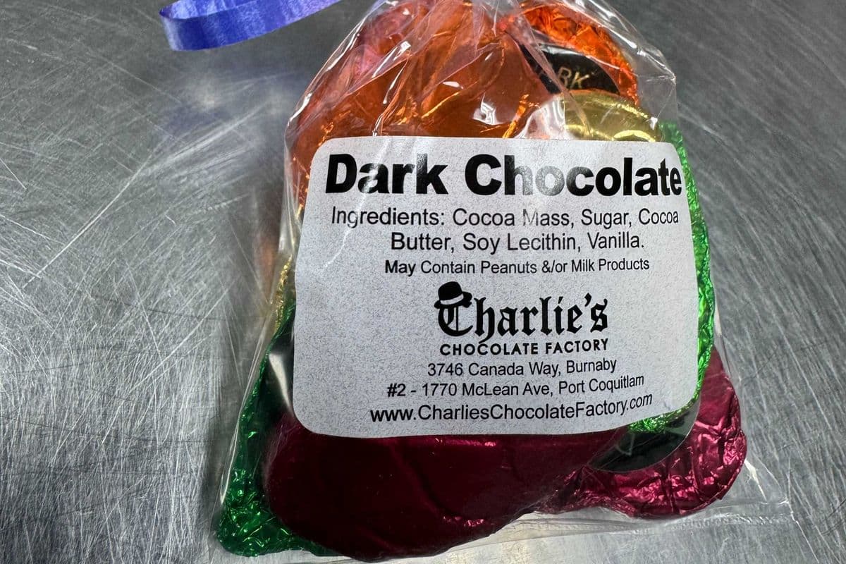 Dark Chocolate Leaves