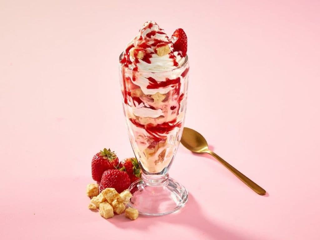 Strawberry Cheesecake Parfait