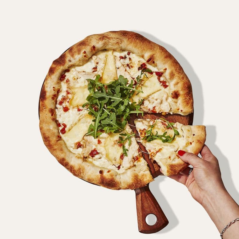 Moyennee (12 po) Pizza poulet Alfredo & brie / Medium (12 in) Chicken Alfredo & Brie Pizza