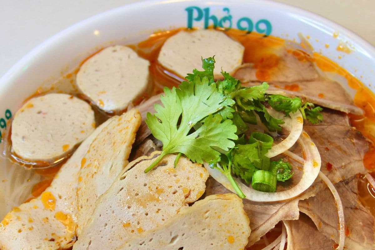 18. Phở bò Huế with Spicy Soup