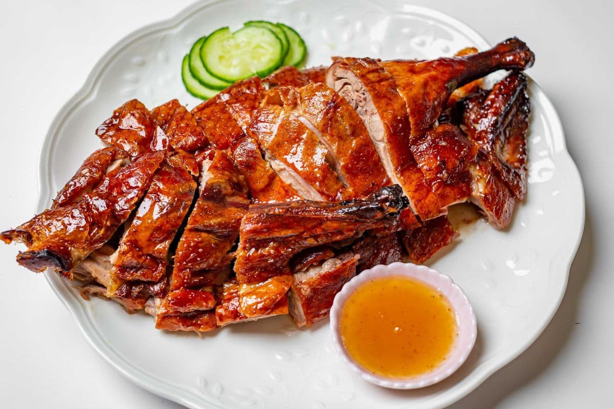 Roasted BBQ Duck (Half) 脆皮燒鴨 (半隻)