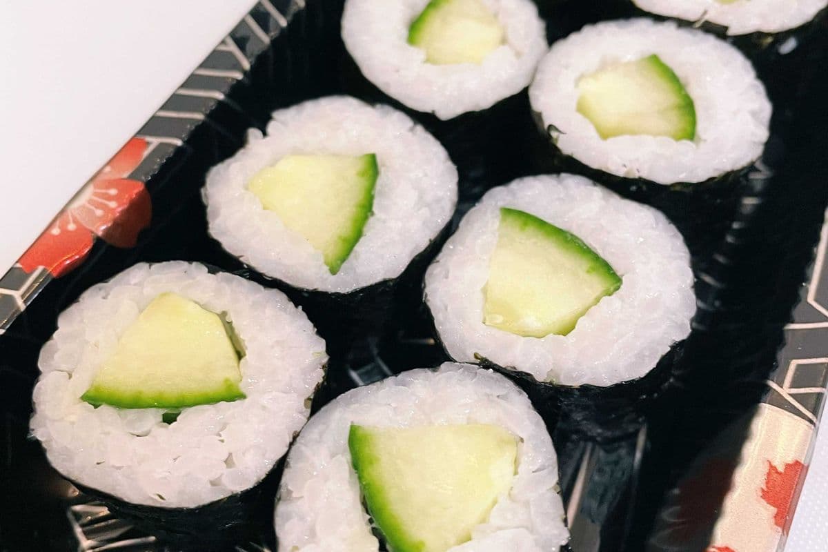 Cucumber Hosomaki (8 pcs)