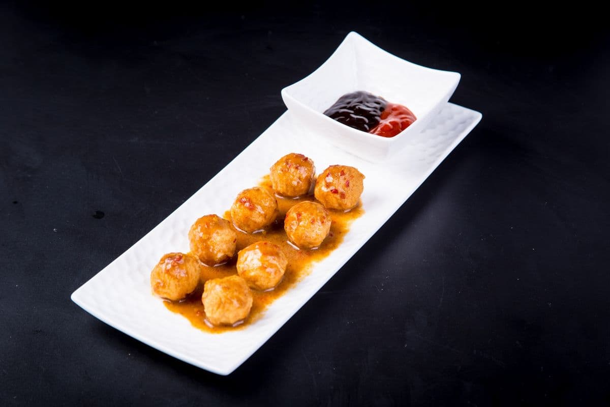 H13. Hong Kong-Style Curry Fish Balls