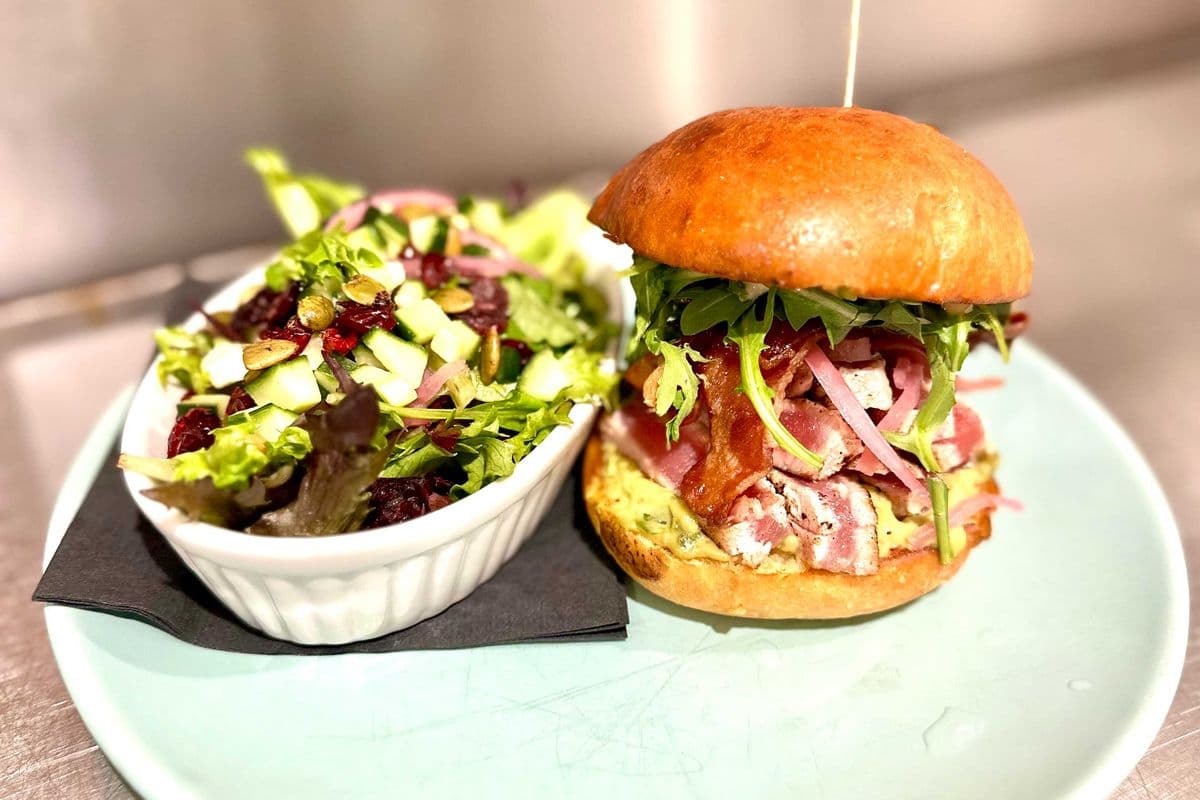 Seared Tuna Sandwich