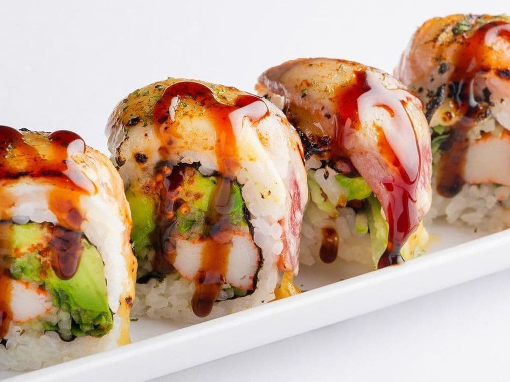 SM14 Torched Rainbow Roll (8 pcs)
