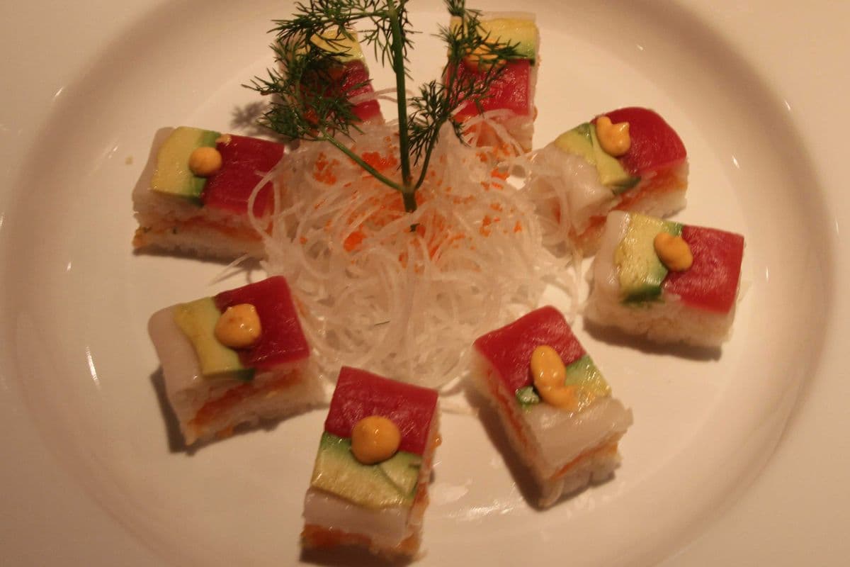 Oahi Zushi Roll