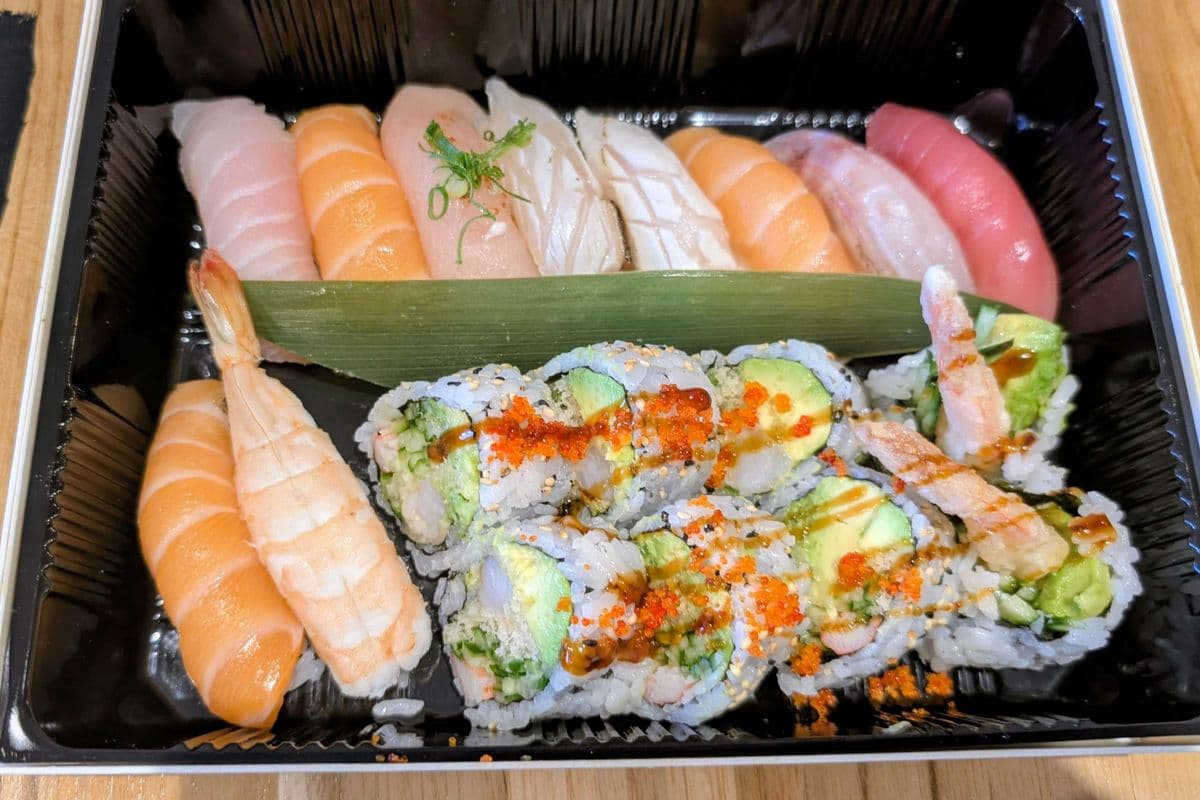 SC02. Sushi Combo Two (18 pcs)
