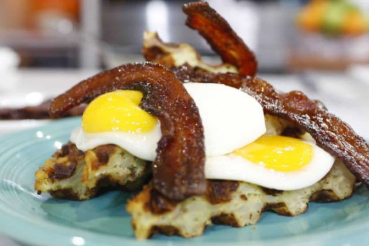 Meat on Waffle