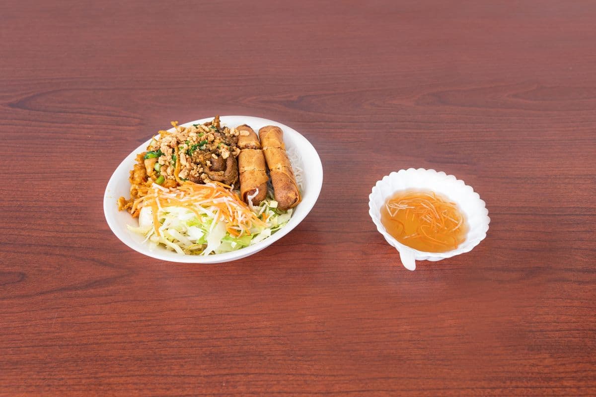 33. Grilled Beef and Spring Rolls (2 pcs) - Bun Bo and Cha Gio (2)