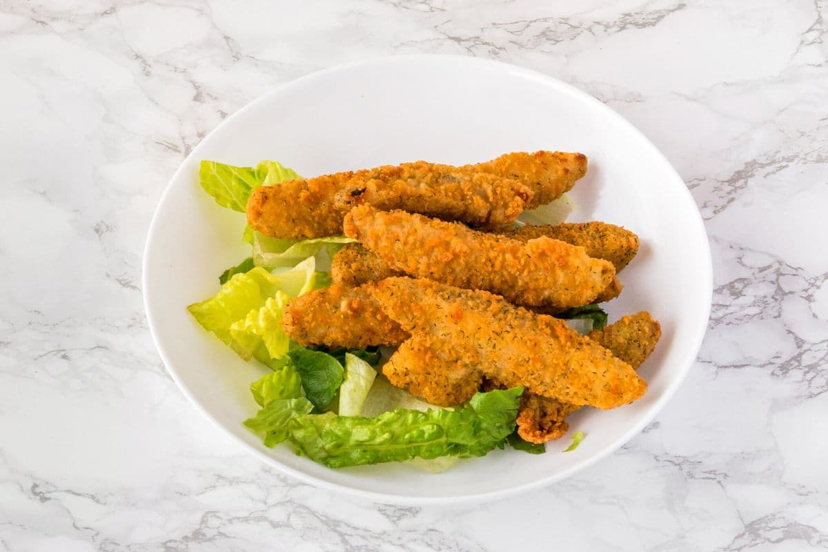 Deep-Fried Pickles With Ranch (6 pcs)