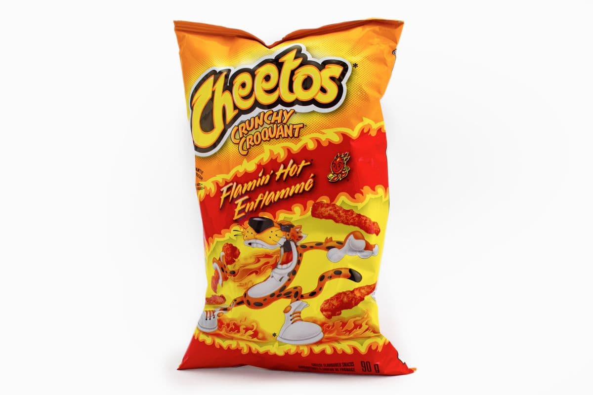 CHEETOS CRUNCHY FLAMIN' HOT 90G