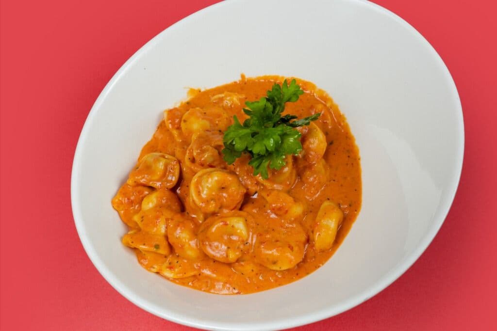 Tortellini sauce rosée / Tortellini with Pink Sauce