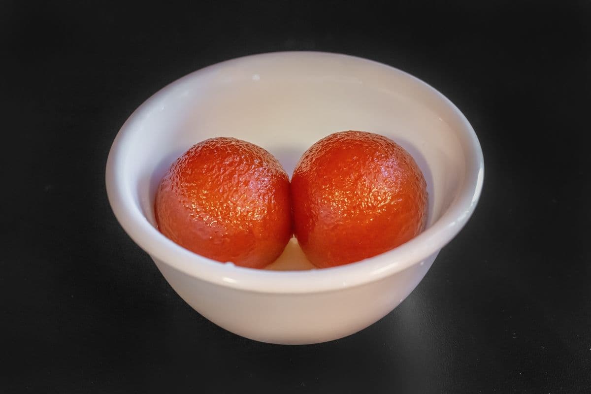 Gulab Jamun (2 pcs)