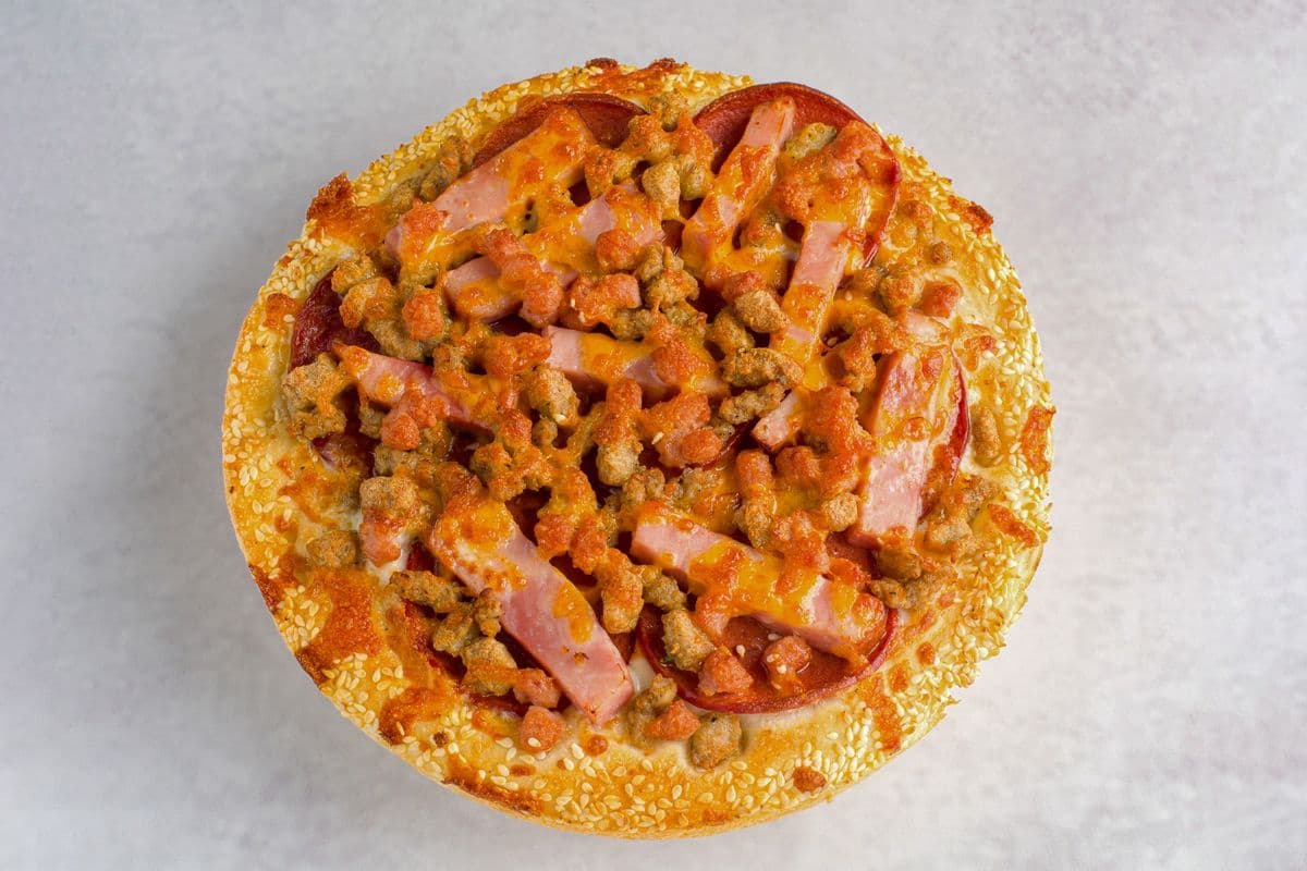 26. 10" Small 6 Deluxe Meat (All Meat) Pizza