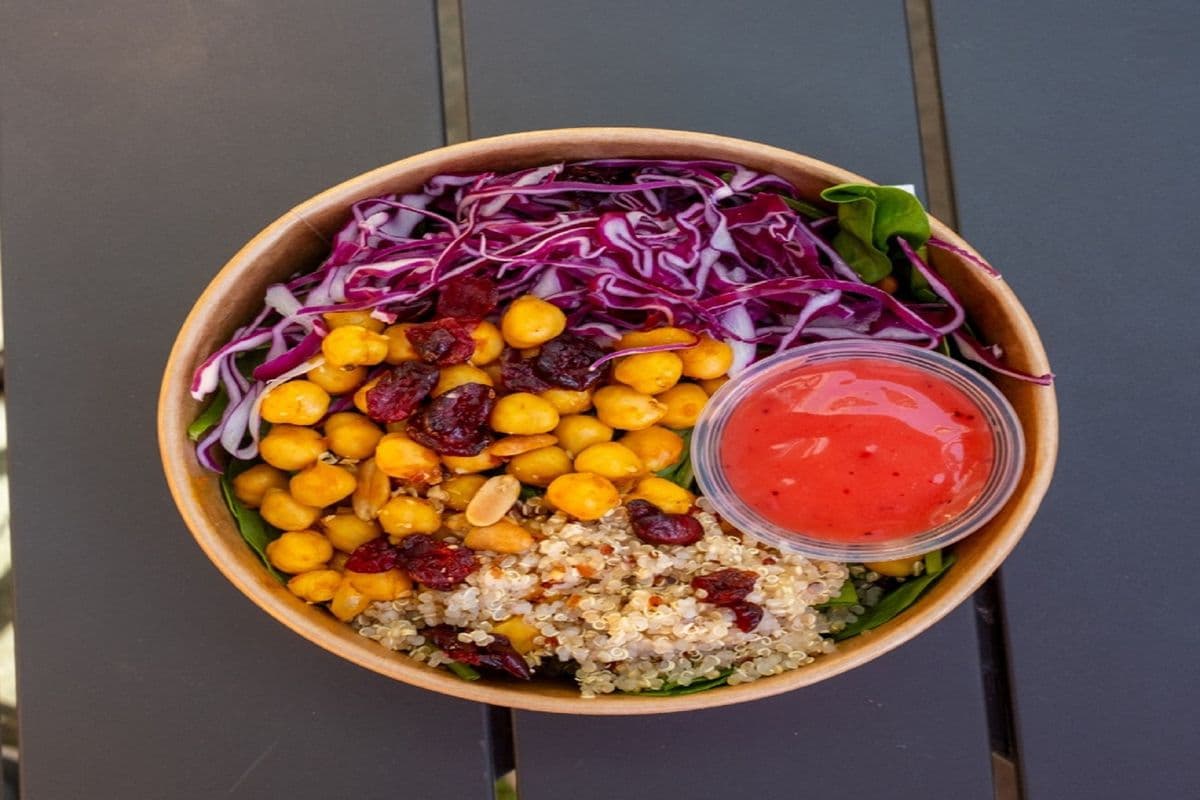 Masala Chickpea Buddha Bowl (v)
