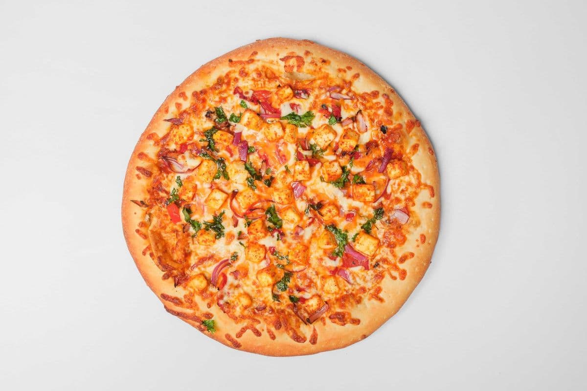 Medium Butter Paneer Pizza