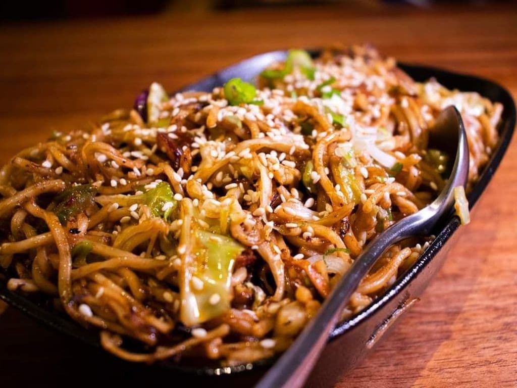 Chowmien Egg