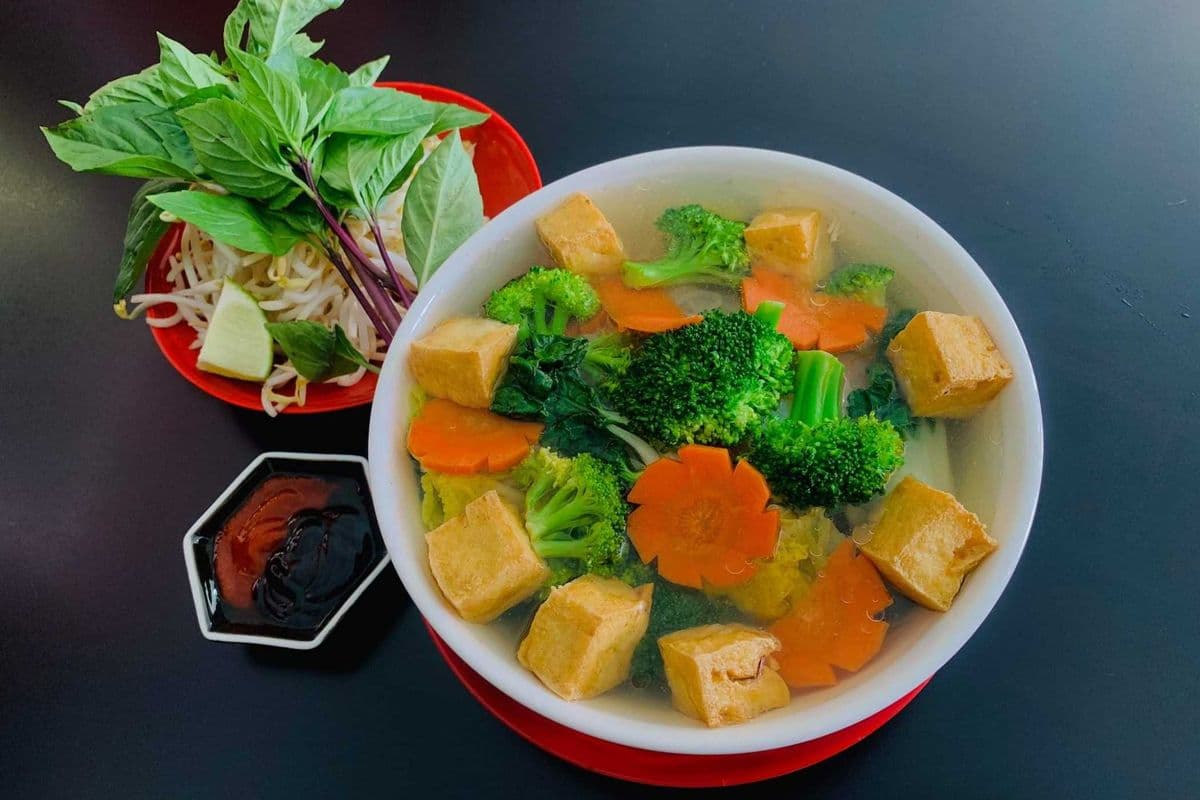 28B. Pho Rau