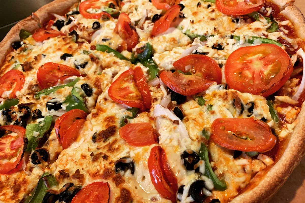 12" Medium Greek Pizza