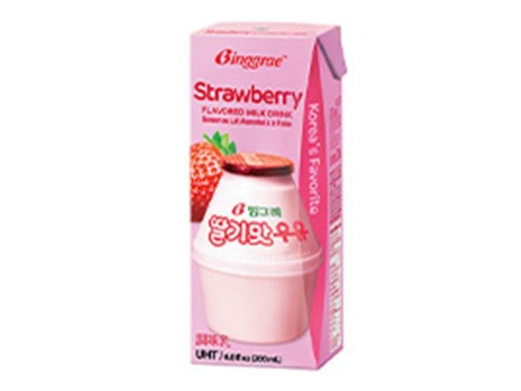Strawberry Flavored Milk (200ml)