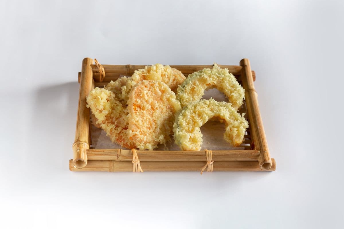 29. Vegetable Tempura (6 pcs)