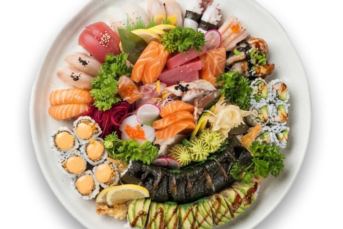 Sashimi Sushi Maki Tray B (68 pcs)