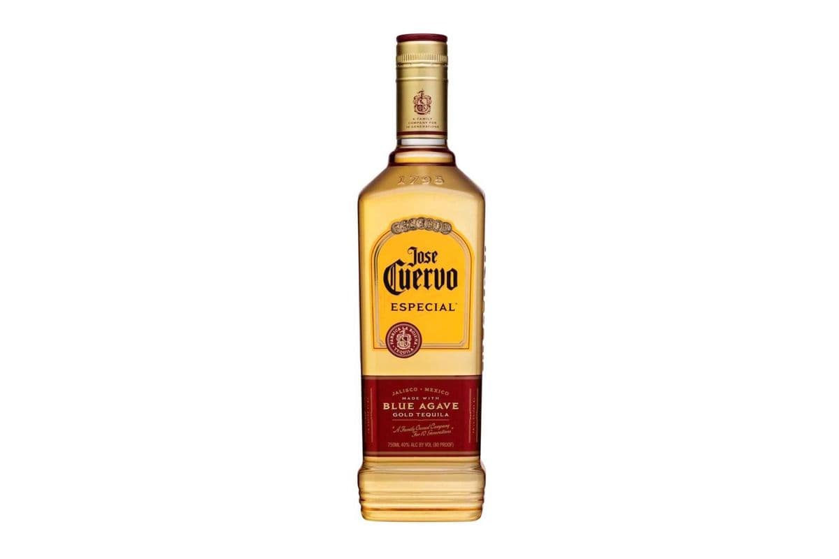 Jose Cuervo Gold (750 ml) (1 x 750ml)