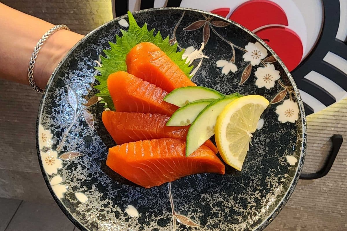 Sockeye Salmon sashimi (4pcs)