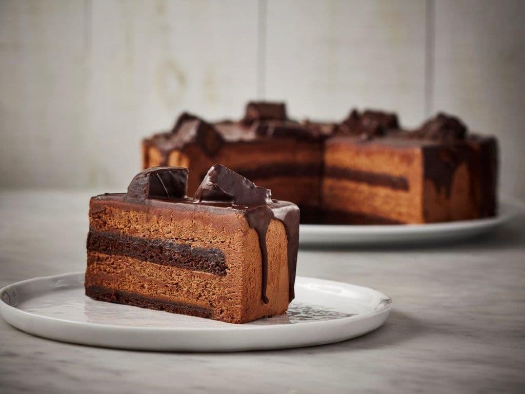 Chocolate Mousse & Brownie Cake