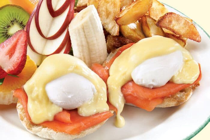 Smoked salmon Ben et Dictine (1070 Cals.)