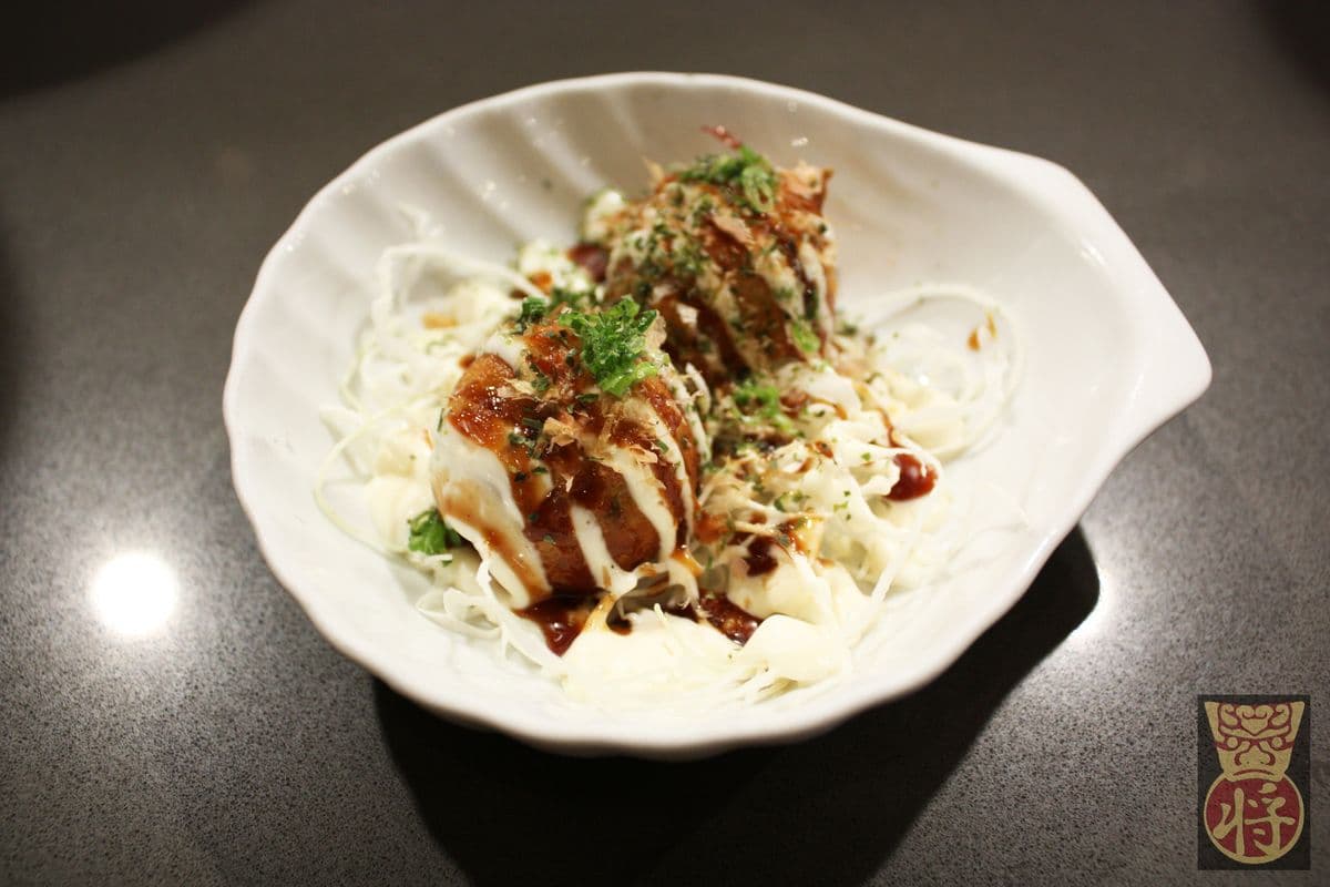 16. Takoyaki (6 pcs)