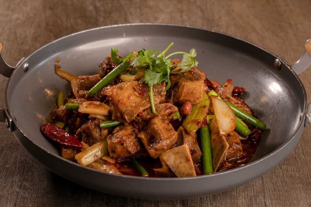 Griddle Lamb In Spicy Sauce 干锅红焖羊