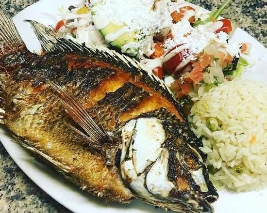 Fried Fish Platter - Pescado Frito