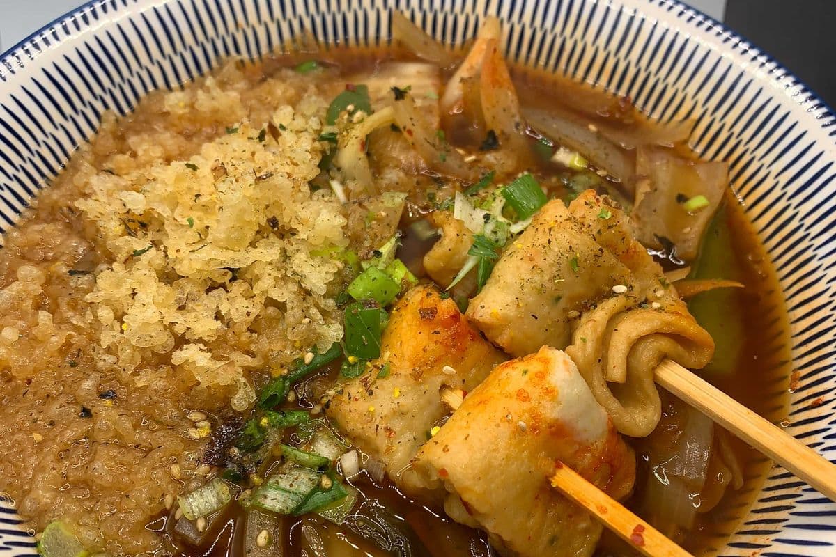 Kimchi Udon (Spicy) 김치우동