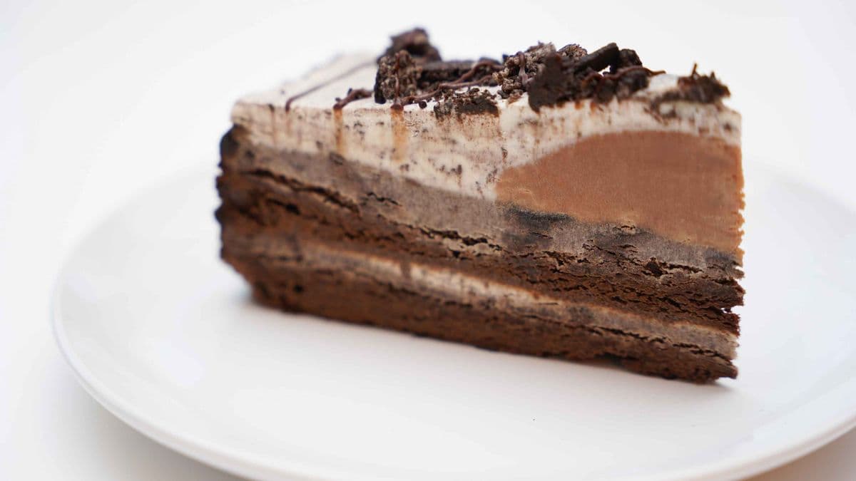 Cookies & Cream Cake