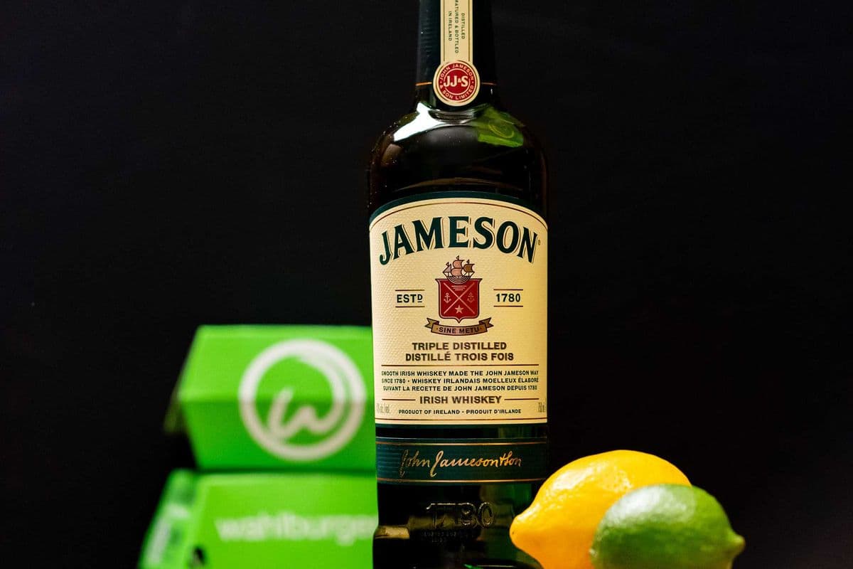 Jameson Irish Whiskey (750 ml Bottle) (1 x 750ml)