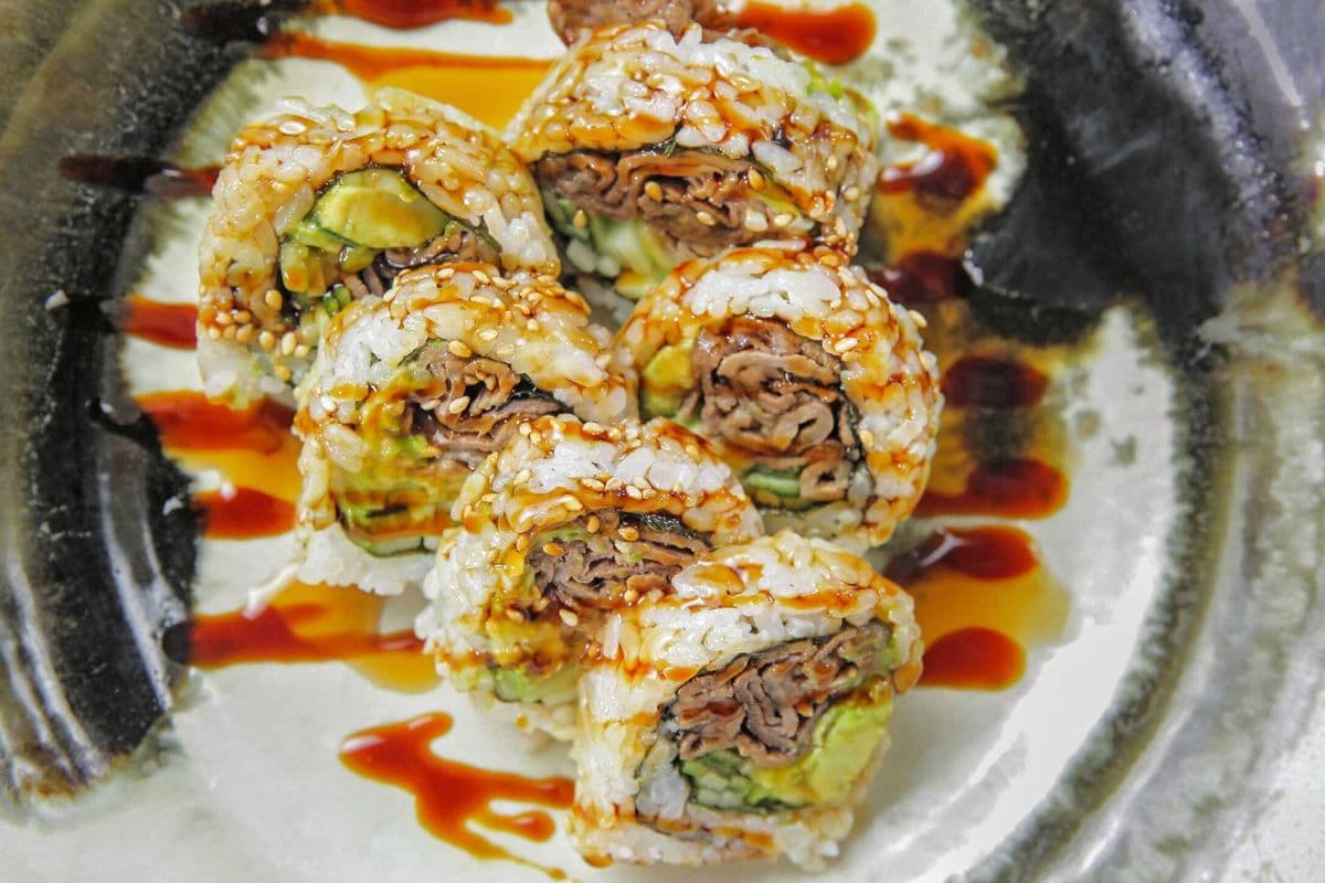 Beef Teriyaki Maki Roll (6 pcs)