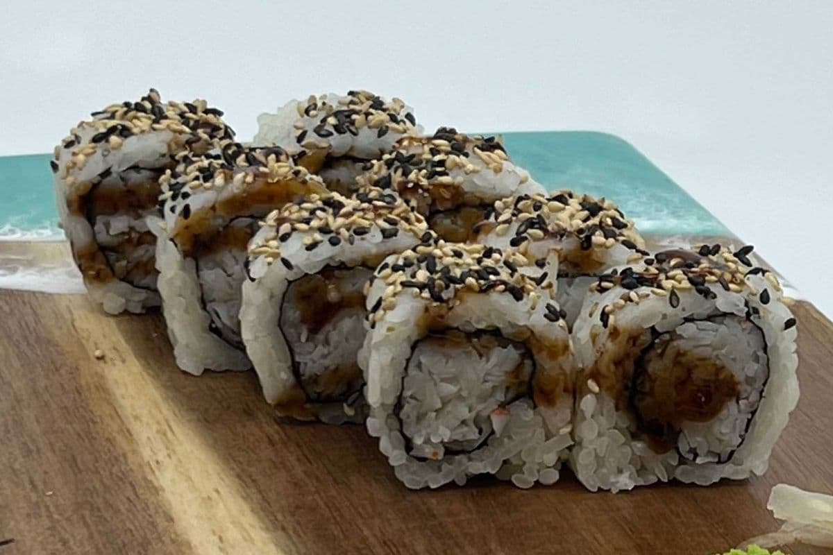 Crab Rolls (8 pcs)