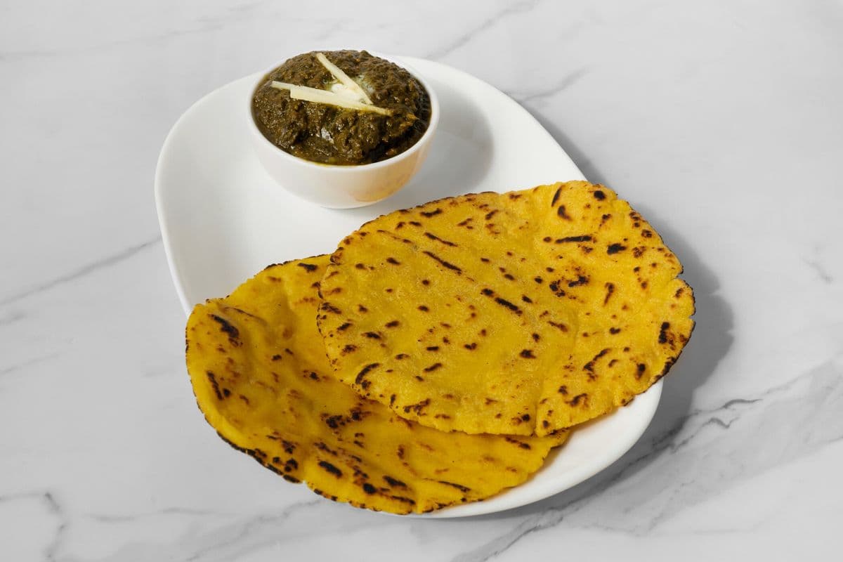 Saag with Makki Di Roti